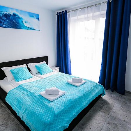 Apart Baltyk Pokoje & Apartamenty Łeba Dış mekan fotoğraf