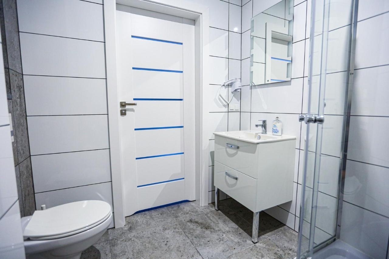 Apart Baltyk Pokoje & Apartamenty Łeba Dış mekan fotoğraf