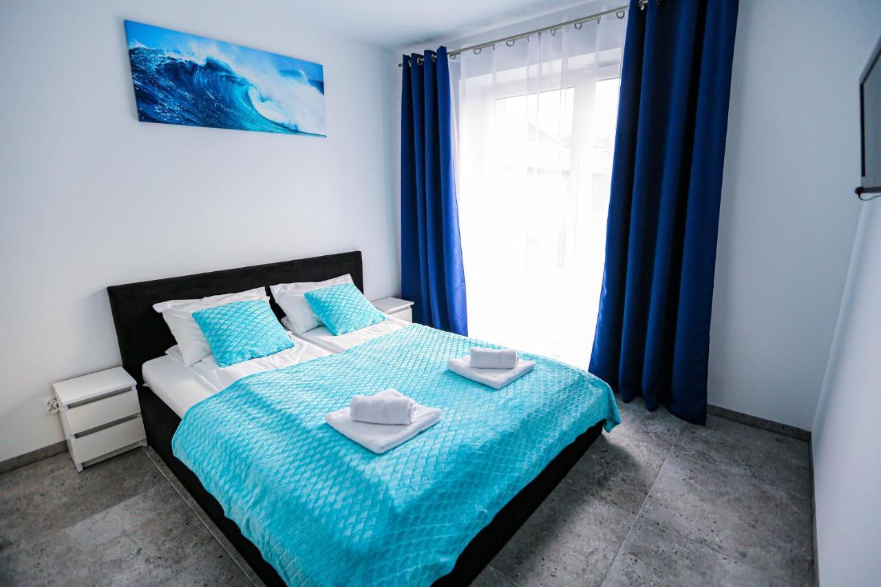 Apart Baltyk Pokoje & Apartamenty Łeba Dış mekan fotoğraf
