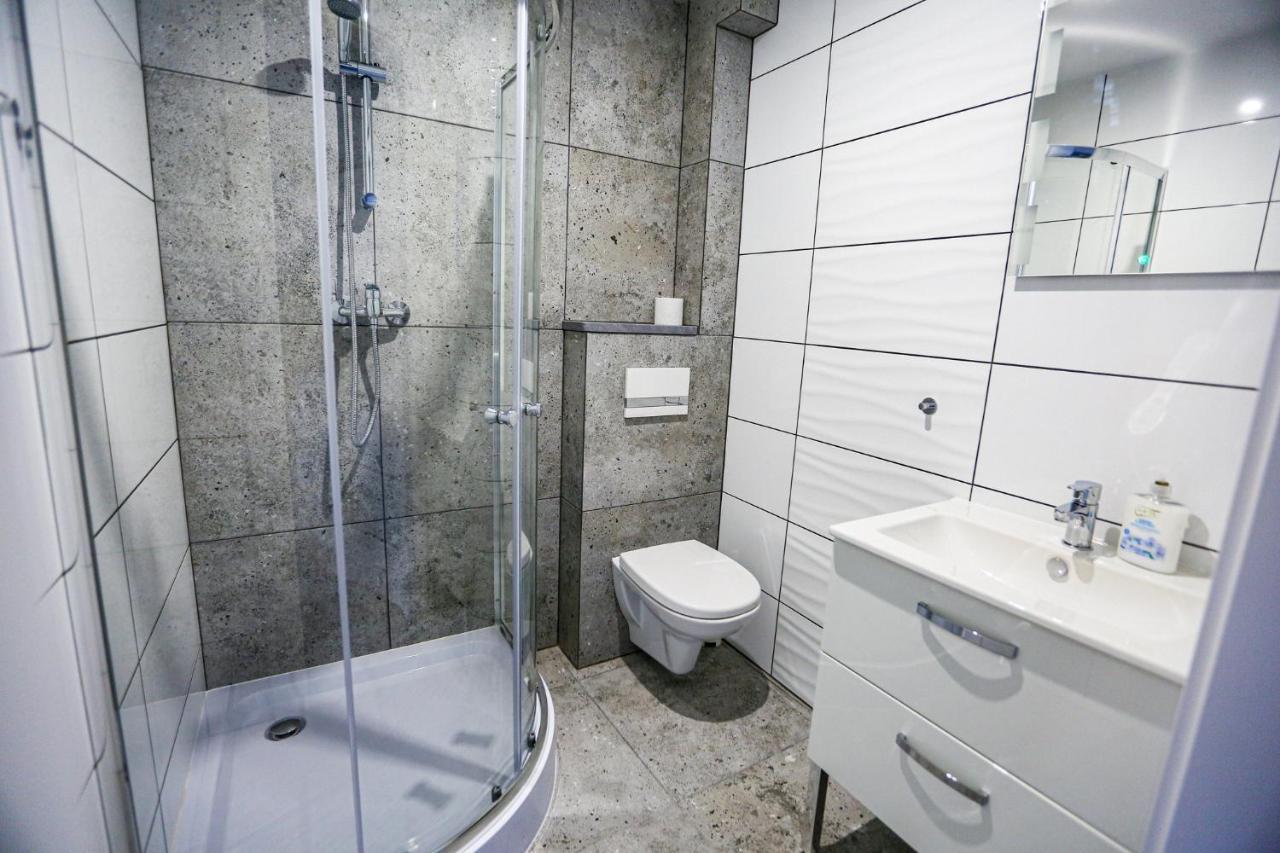 Apart Baltyk Pokoje & Apartamenty Łeba Dış mekan fotoğraf