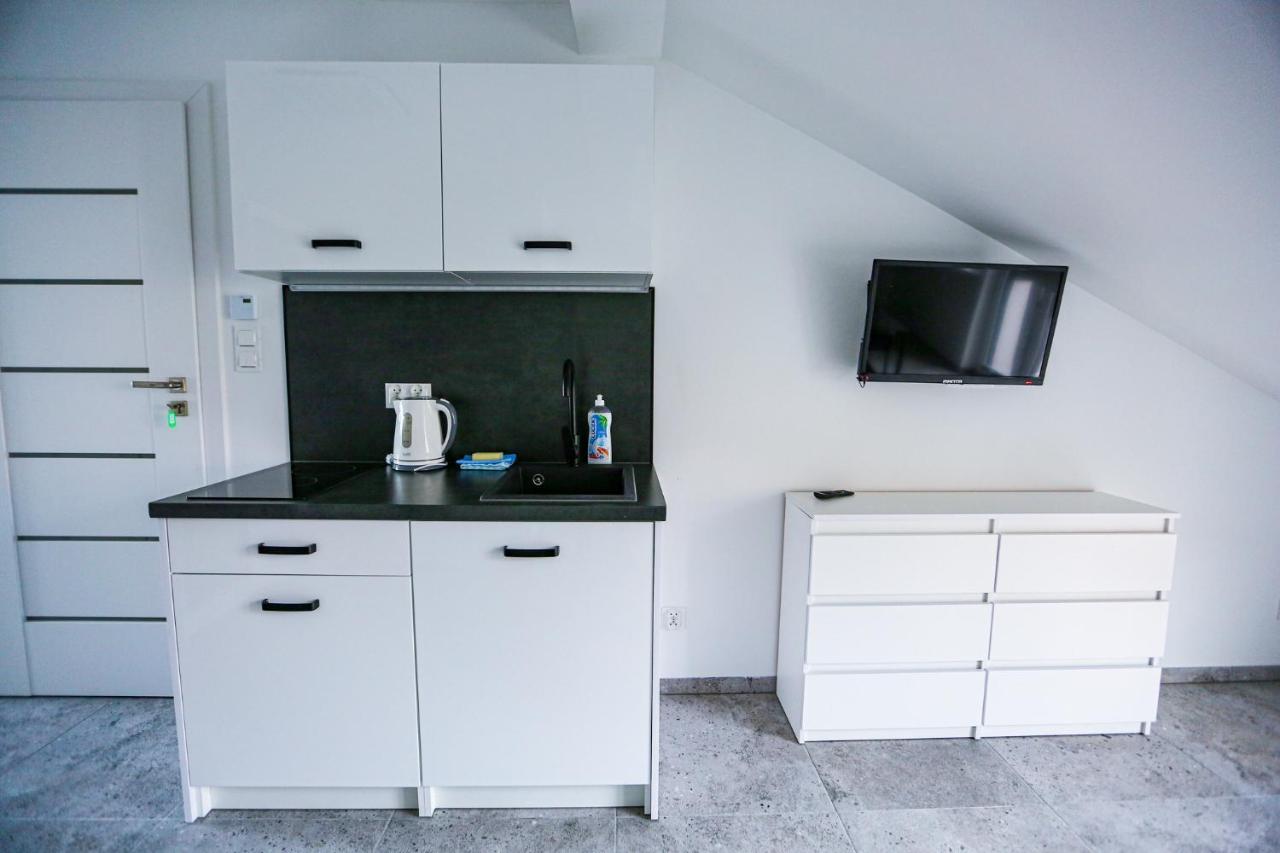 Apart Baltyk Pokoje & Apartamenty Łeba Dış mekan fotoğraf