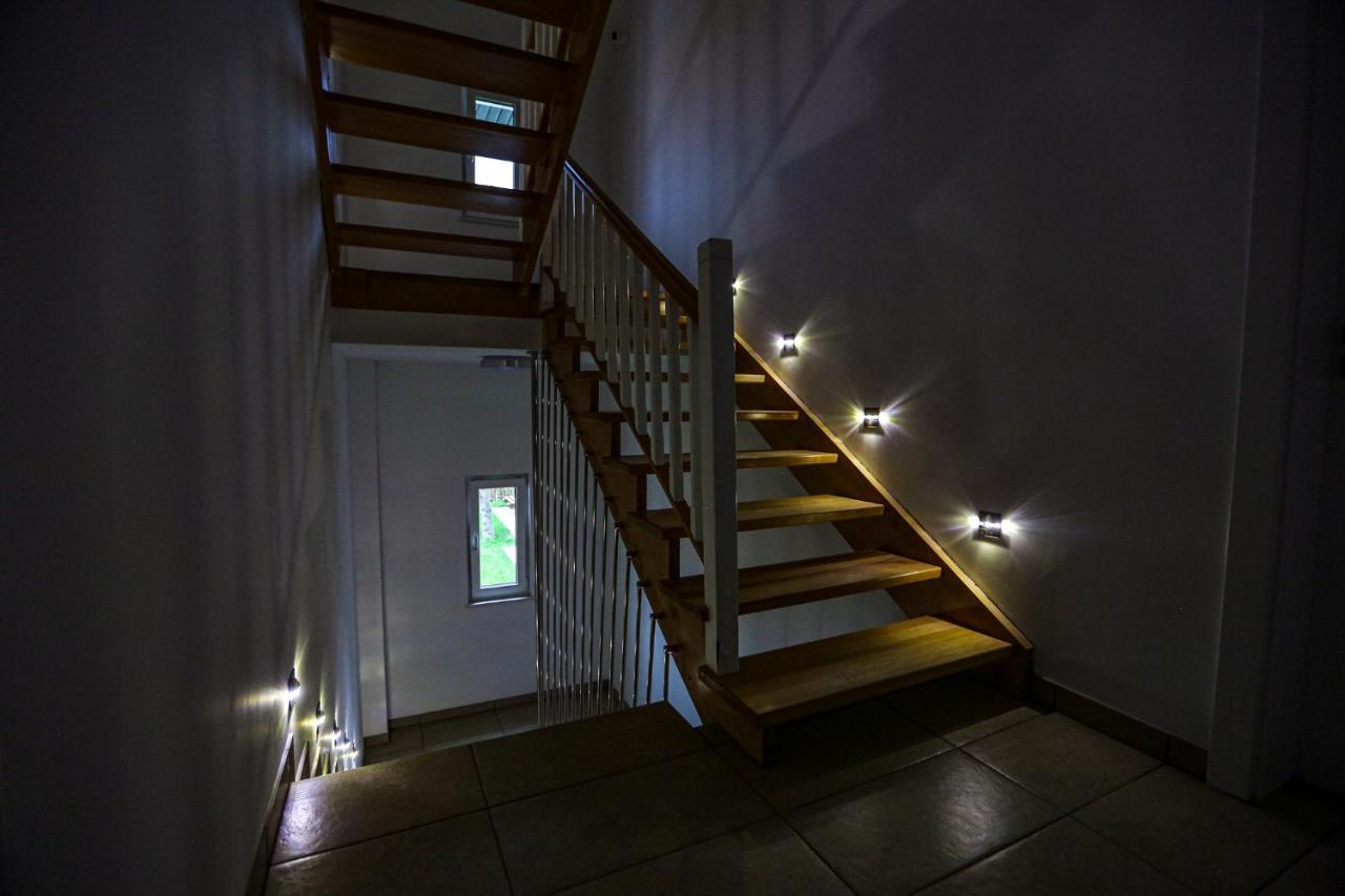 Apart Baltyk Pokoje & Apartamenty Łeba Dış mekan fotoğraf
