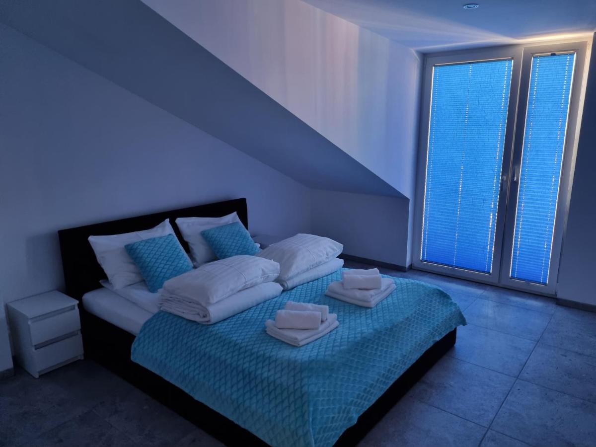 Apart Baltyk Pokoje & Apartamenty Łeba Dış mekan fotoğraf