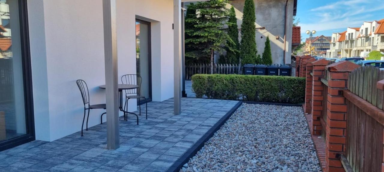 Apart Baltyk Pokoje & Apartamenty Łeba Dış mekan fotoğraf