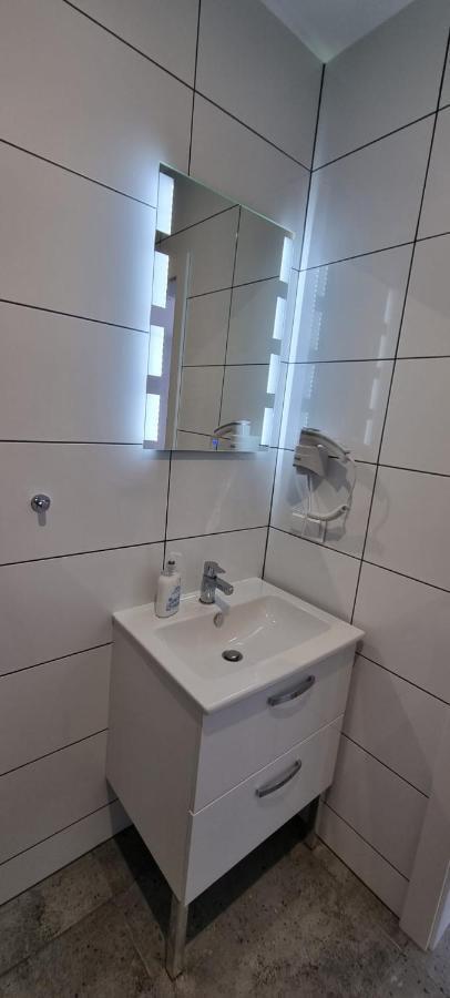 Apart Baltyk Pokoje & Apartamenty Łeba Dış mekan fotoğraf