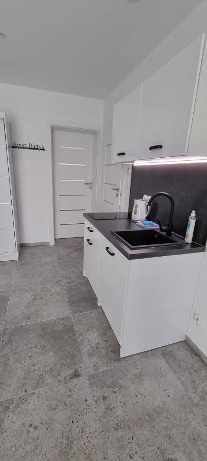 Apart Baltyk Pokoje & Apartamenty Łeba Dış mekan fotoğraf